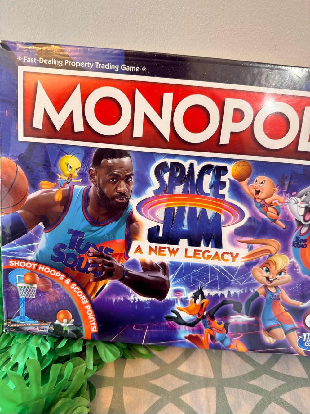 • Monopoly Space Jam A New Legacy Boardgame - Picture 2 of 3